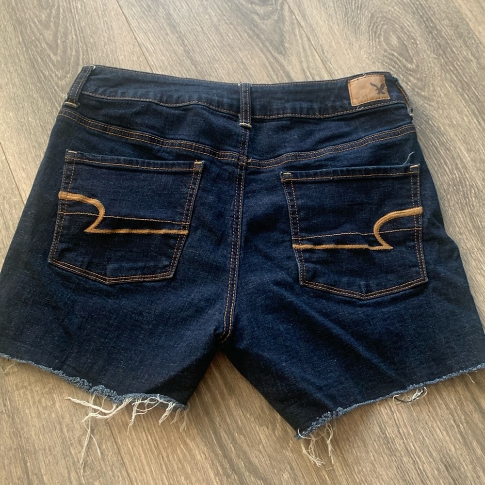 Like-New American Eagle Super Stretch Shorts Size 10